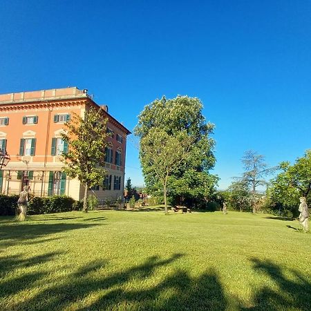 Villa Viola Tortona Esterno foto