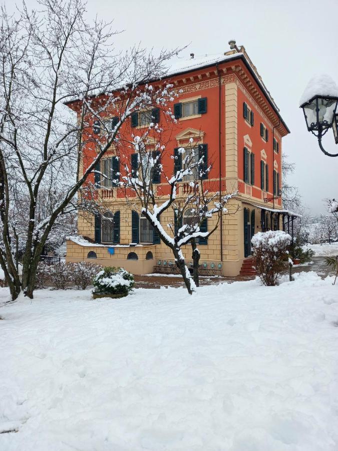 Villa Viola Tortona Esterno foto